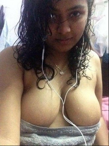 Big giant cock fuck sybian